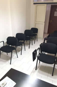 Sala meeting Napoli 12 posti