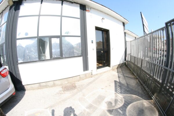 Napoli affitto aula locale scuola formazione euro 49 giorno All Inclusive - immagine 13