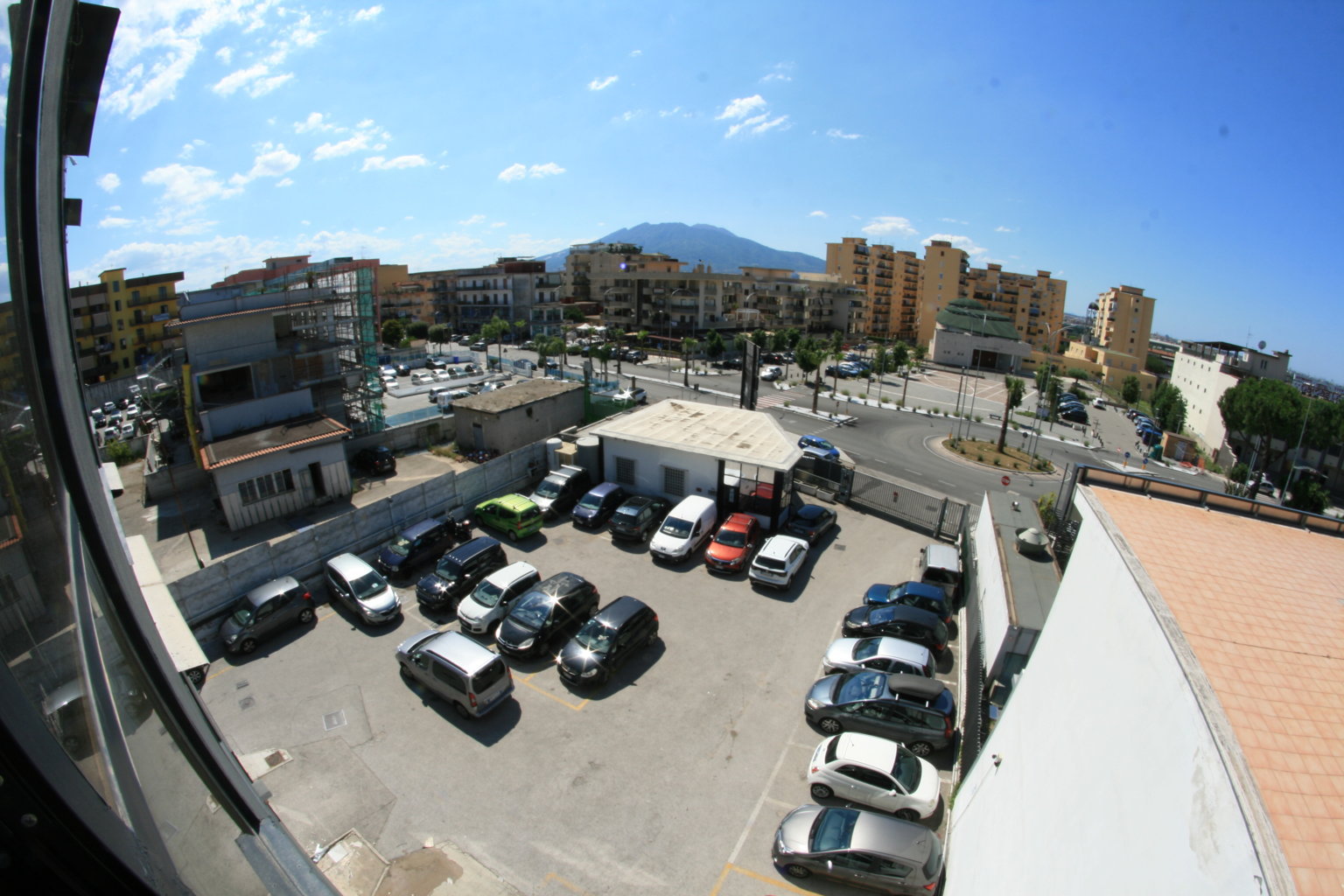 Casalnuovo di Napoli affitto ufficio arredato panoramico con posti auto